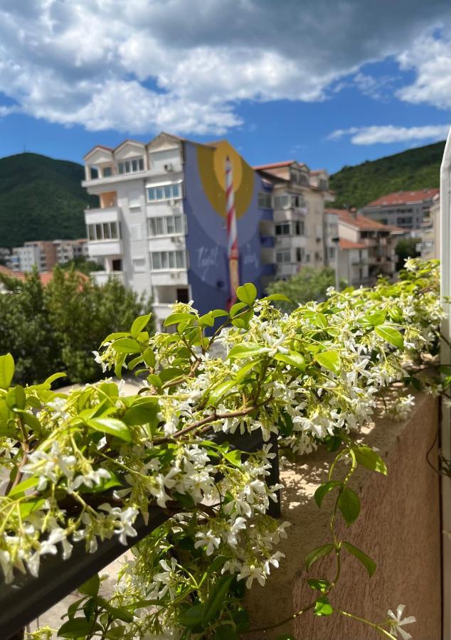 Apartmani Goran I Jelena Zec 布德瓦 外观 照片