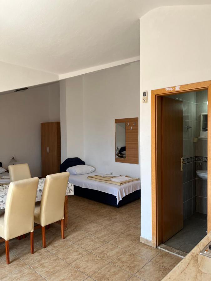 Apartmani Goran I Jelena Zec 布德瓦 外观 照片