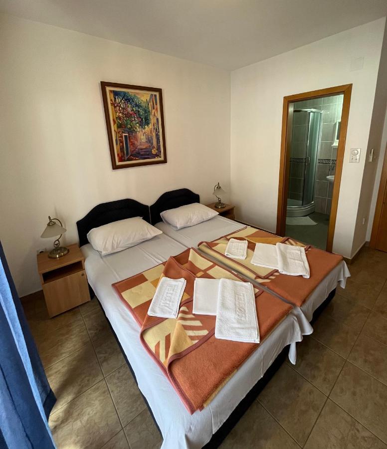 Apartmani Goran I Jelena Zec 布德瓦 外观 照片