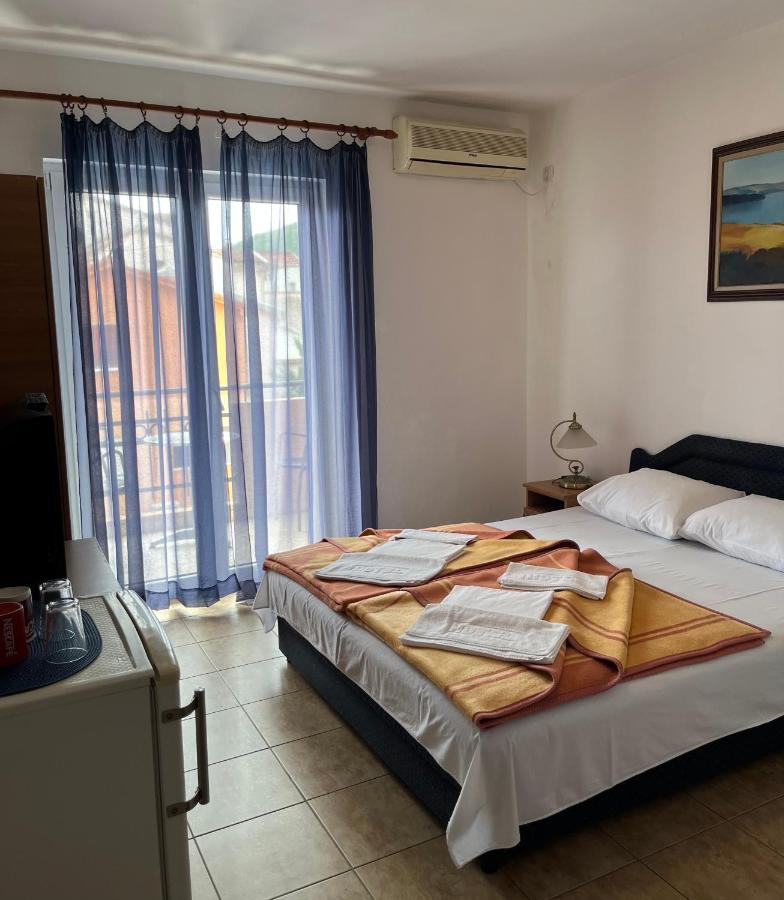 Apartmani Goran I Jelena Zec 布德瓦 外观 照片