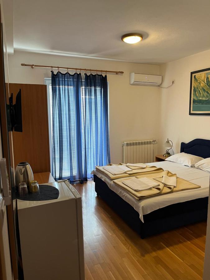 Apartmani Goran I Jelena Zec 布德瓦 外观 照片